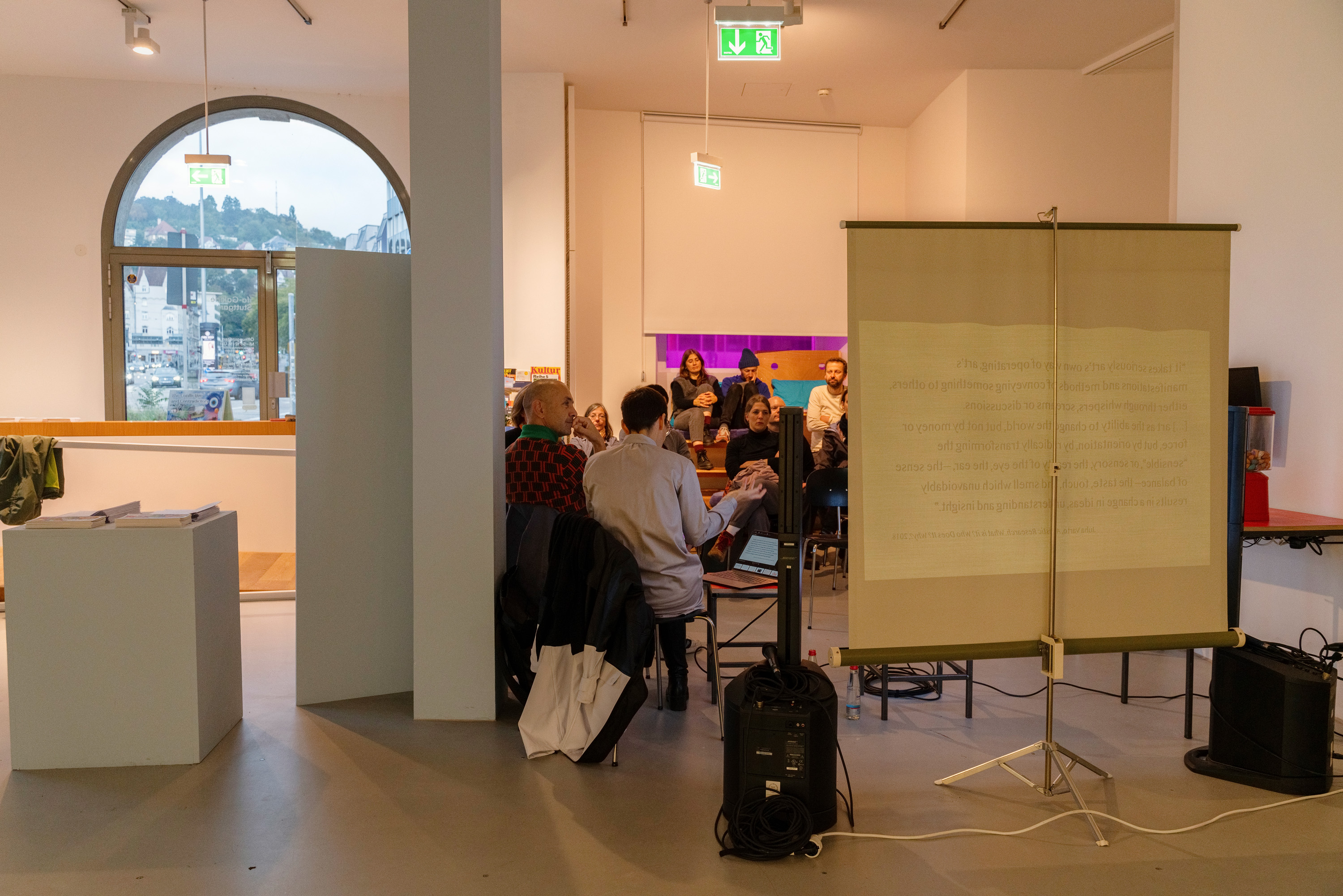 Foto: Taumeln von Anderwald + Grond im Rahmen des JETZT!-Festivals der Kulturregion Stuttgart. Foto: Dominique Brewing